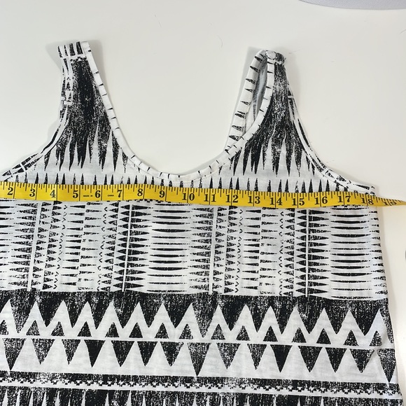 ELEMENT tribal/bohemian/aztek tank, Size L - Picture 5 of 9